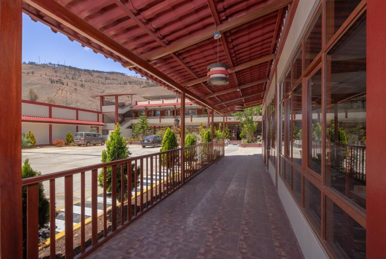 Hotel El Vuelo Del Condor Tarma Exterior foto